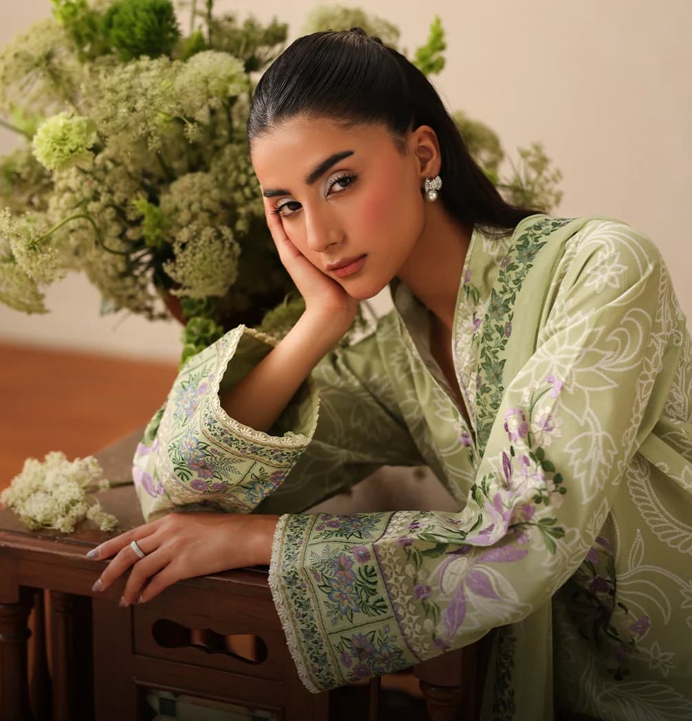 The linen we love, and why it bruises beautifully