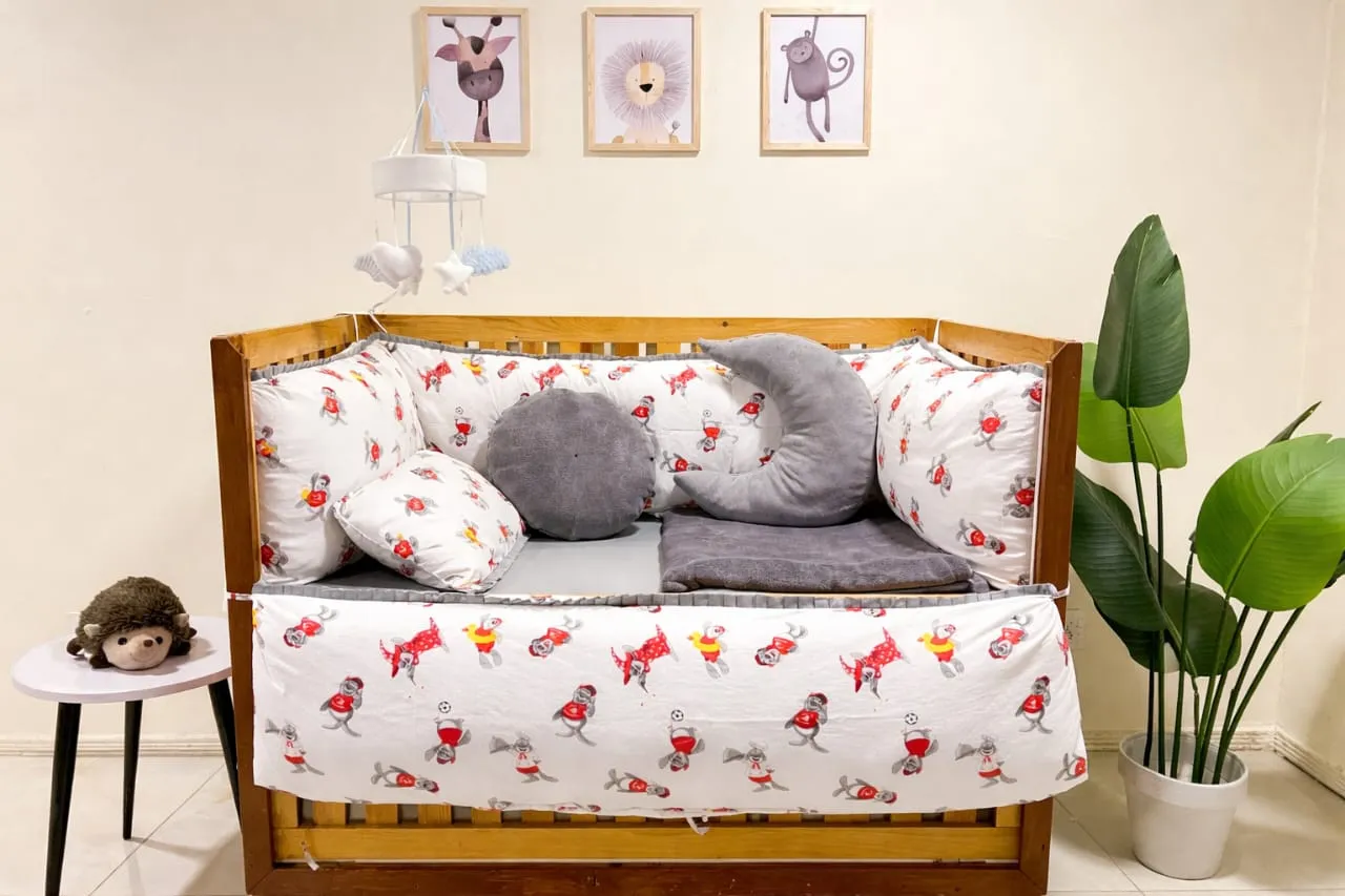 Little Athlete – 7-Piece Sports-Themed Nursery Bedding & Bumper Set
